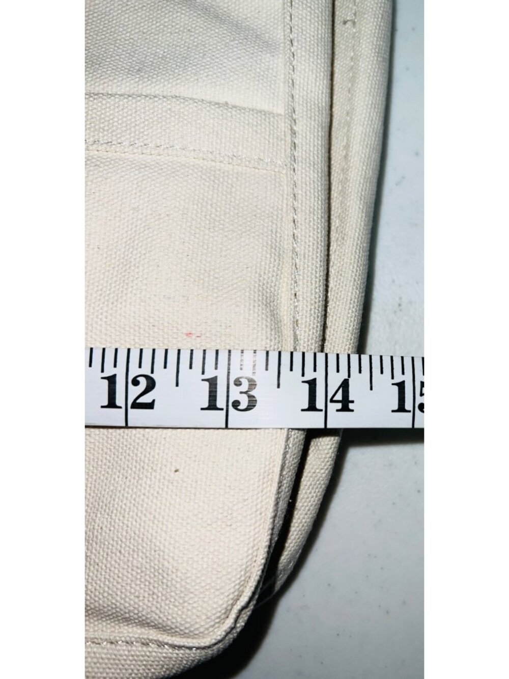 Canvas Tote Bag With Charm Womens Off-White 13" x 10" Adjustable Strap Pre-Owned - Picture 5 of 9